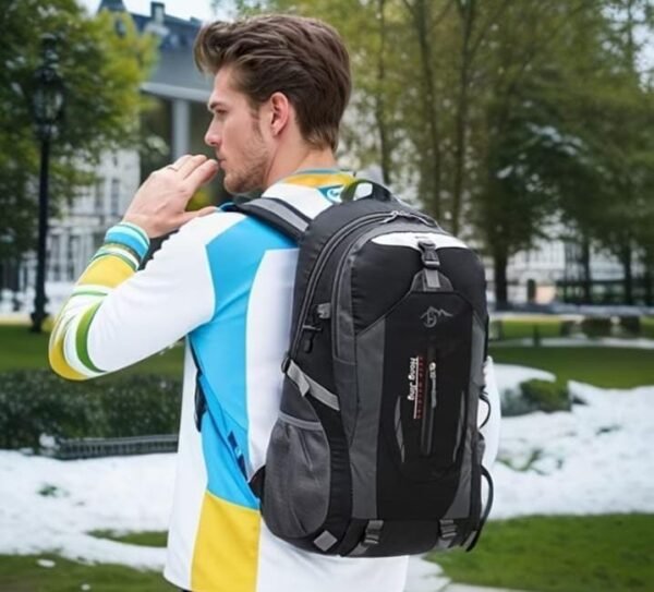Mochila deportiva multibolsillos
